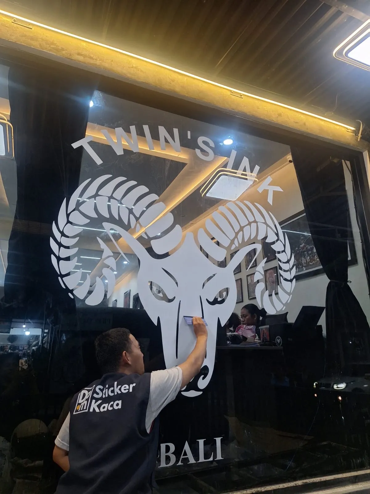 Ilustrasi struktur cutting sticker